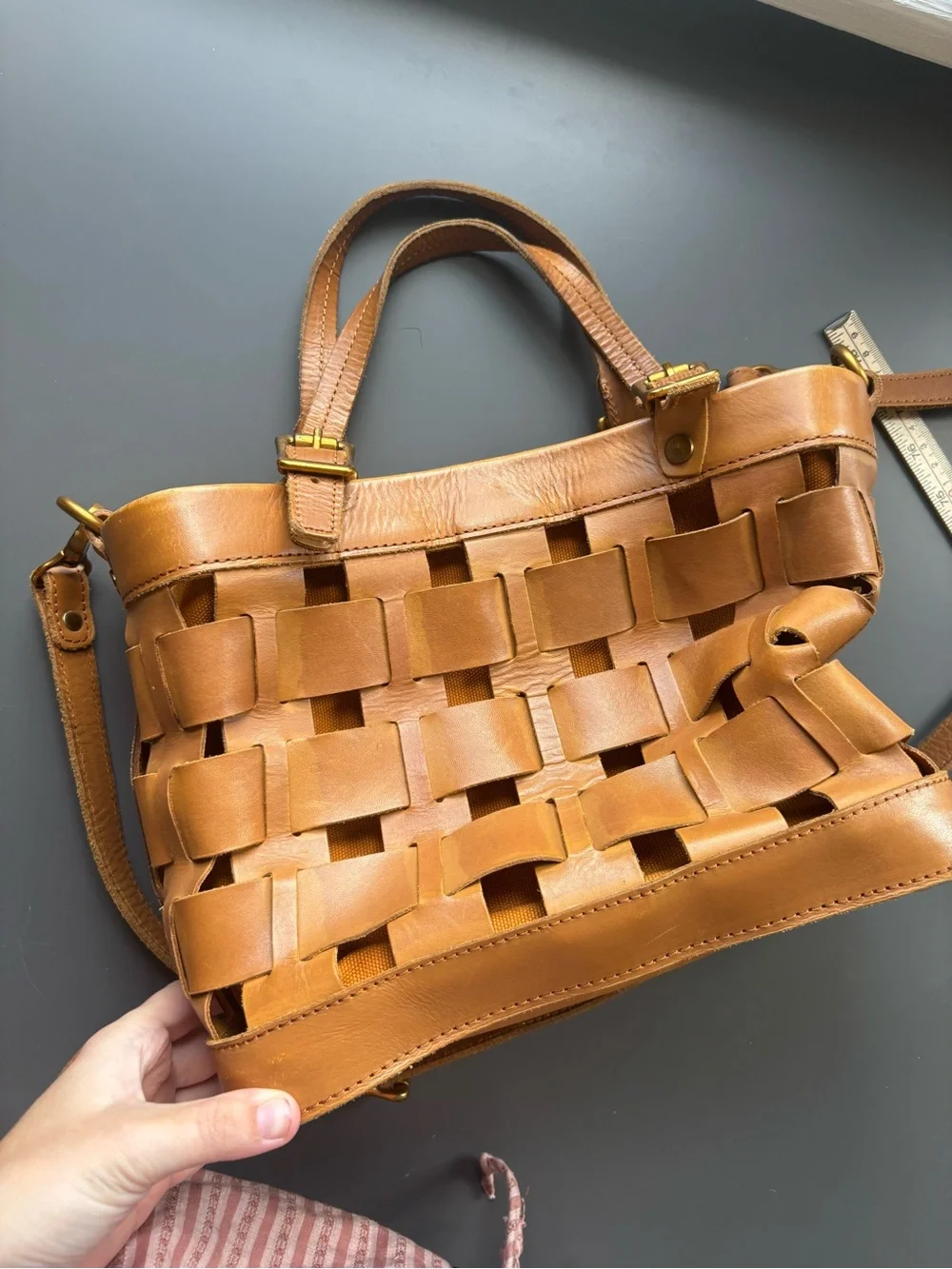 AmeriLeather Woven Basket Purse - Picture 2 of 14